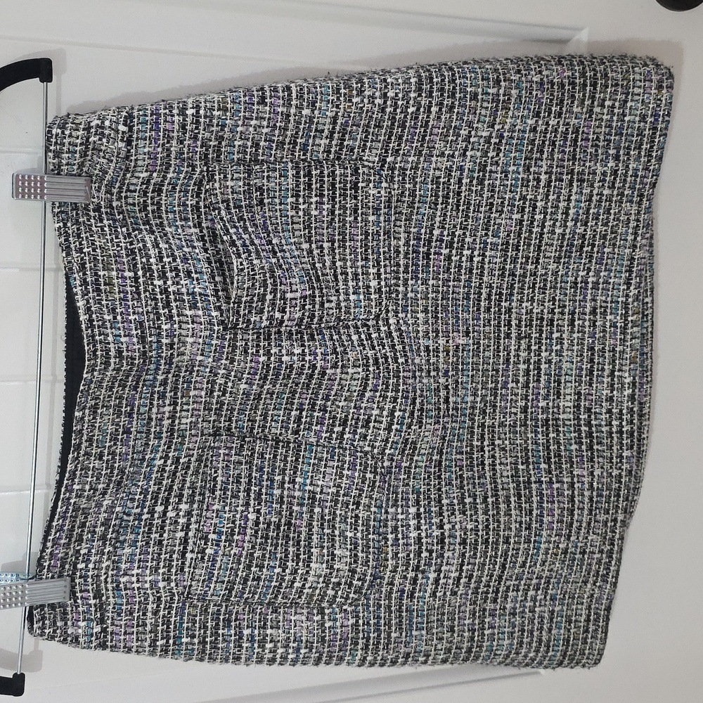 LOFT Multicolored Tweed Pencil Skirt in Silver and Black
